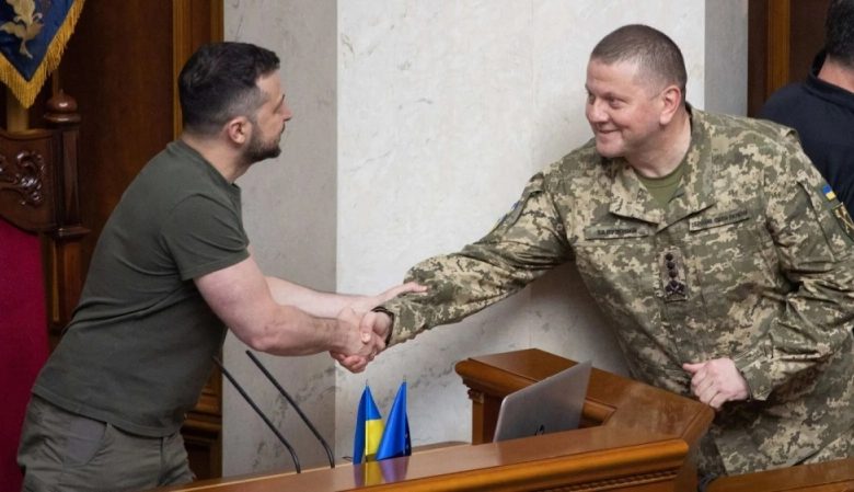 قائد أوكراني: الجيش محاصر في