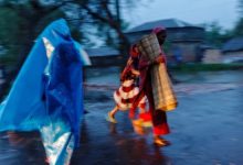 انقطاع الكهرباء عن الملايين.. عواصف قوية تضرب بنجلادش والهند