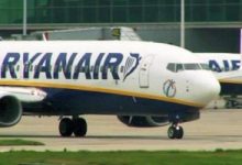 المخاوف مستمرة.. أكبر شركة طيران أوروبية منخفضة التكلفة تمدد تعليق رحلاتها لإسرائيل