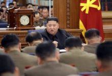 زعيم كوريا الشمالية يعلن بناء قوة نووية لزيادة عدد الأسلحة