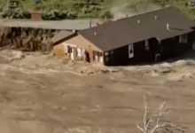 مسئول نيجيرى: تضرر قرابة مليونى شخص بسبب الفيضانات المدمرة