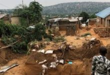 مصرع 3 أشخاص إثر انهيار أرضى فى باكستان