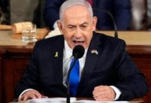 ديلى ميل: نتنياهو يهاجم ستارمر بعد تعليق عدد من تراخيص الأسلحة إلى إسرائيل