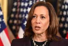 قبيل المناظرة.. الجمهوريون يربطون هاريس بـ"فوضى أفغانستان"