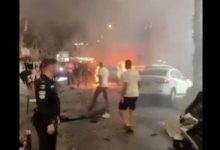 إصابة إسرائيليين في تفجير سيارة شرطة بمدينة الرملة المحتلة.. فيديو