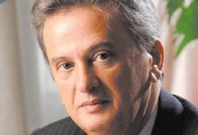 تعرف على التهم الموجهة لحاكم مصرف لبنان السابق