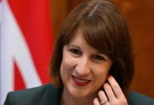 تليجراف: زيادة الضرائب وفوضى الميزانية تبعد النخبة العالمية عن بريطانيا