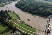 ارتفاع ضحايا الفيضانات والانهيارات الأرضية فى البوسنة إلى 22 قتيلا