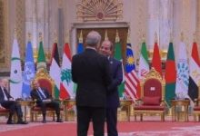 الرئيس الإيرانى مسعود بزشكيان يصل مقر انعقاد قمة الدول الثمانى النامية