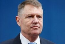 رئيس رومانيا يرحب بالإفراج عن المجموعة الأولى من الرهائن بعد اتفاق غزة