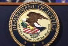 وزارة العدل الأمريكية تعلن إقالة 12 مسؤولا شاركوا فى محاكمات ترامب