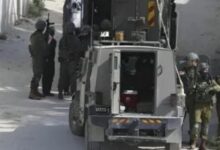 قوات الاحتلال الإسرائيلية ينصب حواجز عسكرية شمال شرق القدس المحتلة